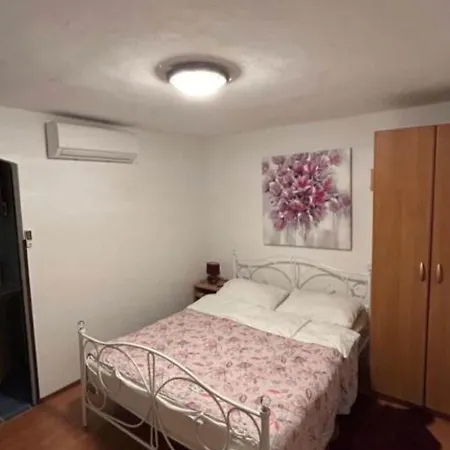 Mare - One Bedoom 2 * Jadranovo